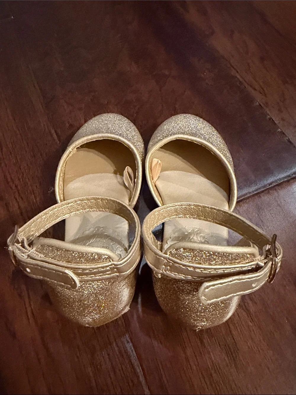 Disney Girls' Glitter Ankle-Strap Dress Shoes in Gold